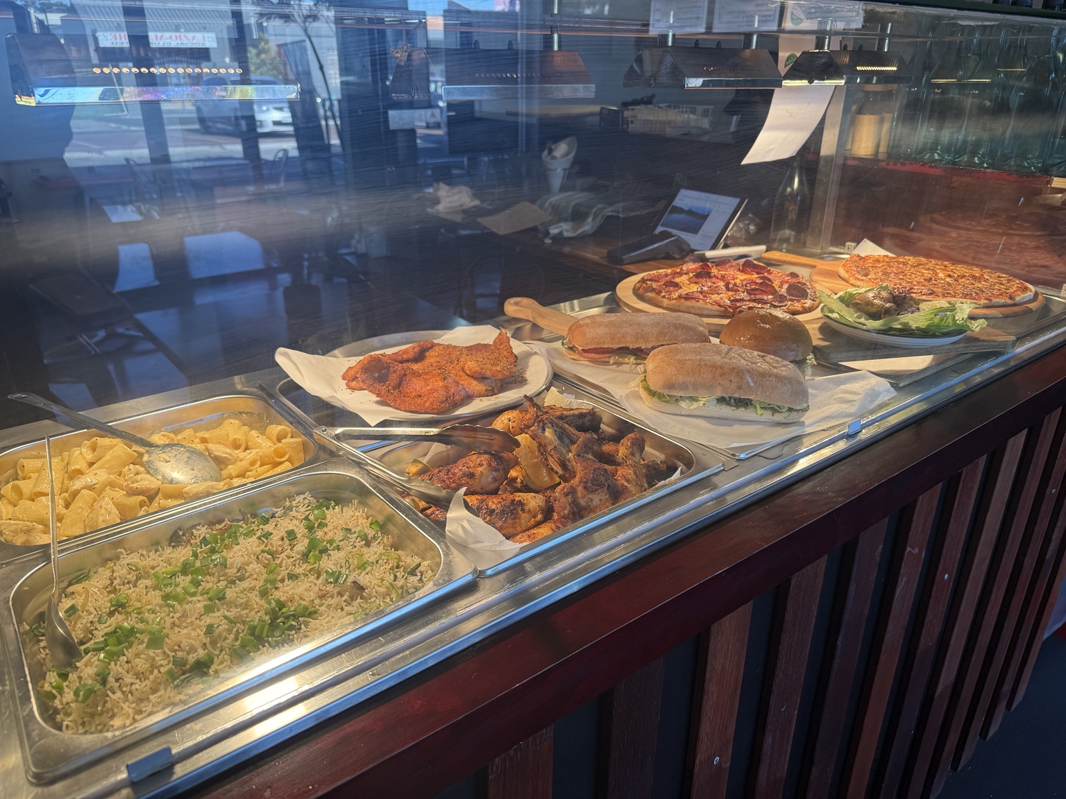 Fresh hot food display